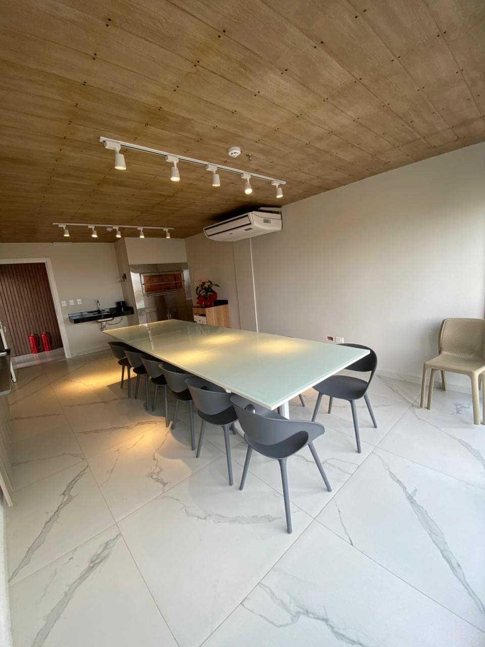 WhatsApp Image 2025-10-13 at 11.46.27 Alquilo departamento de 2 habitaciones – Zona Shopping del Sol