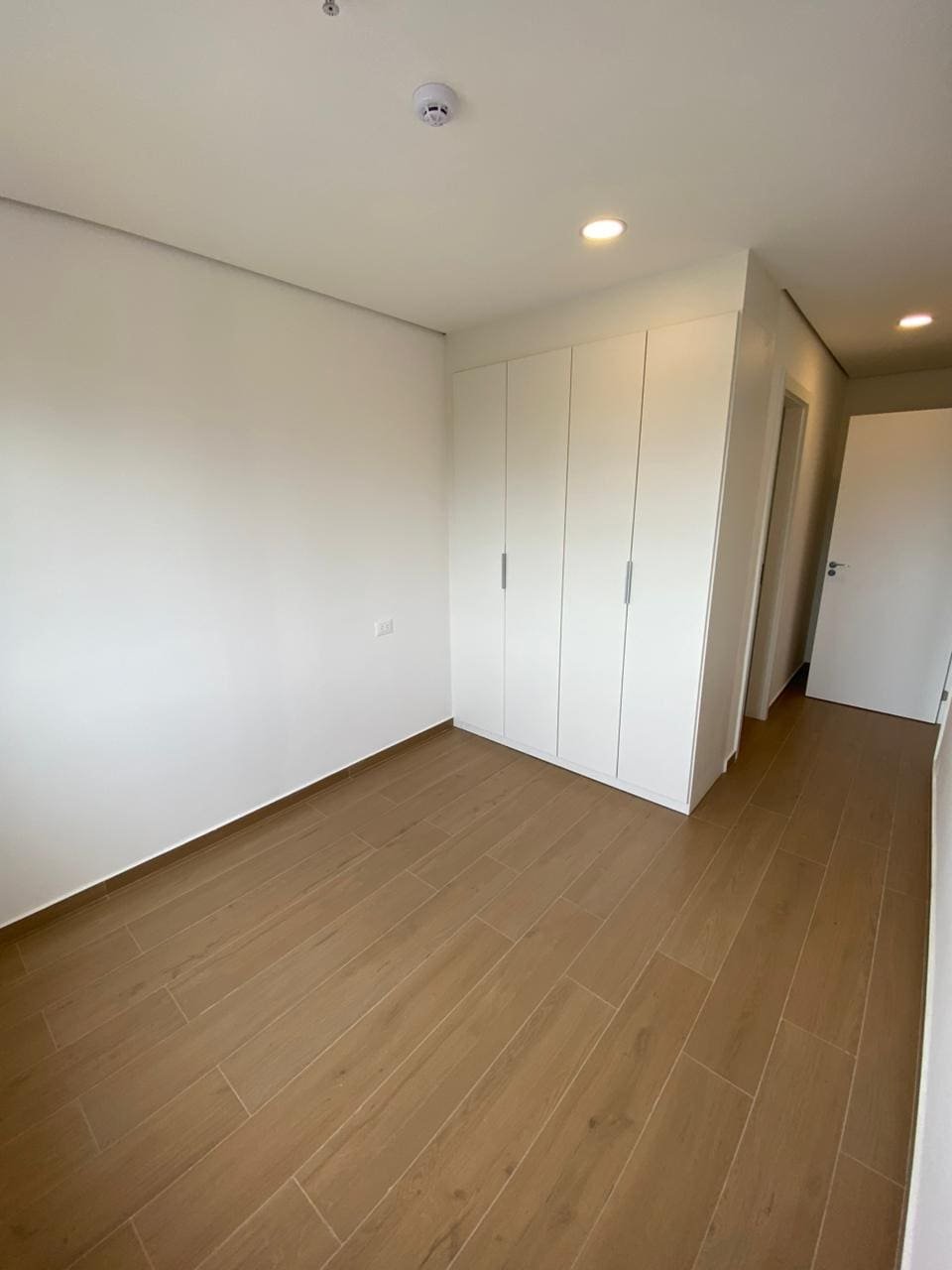 WhatsApp Image 2025-10-13 at 11.47.19 Alquilo departamento de 2 habitaciones – Zona Shopping del Sol