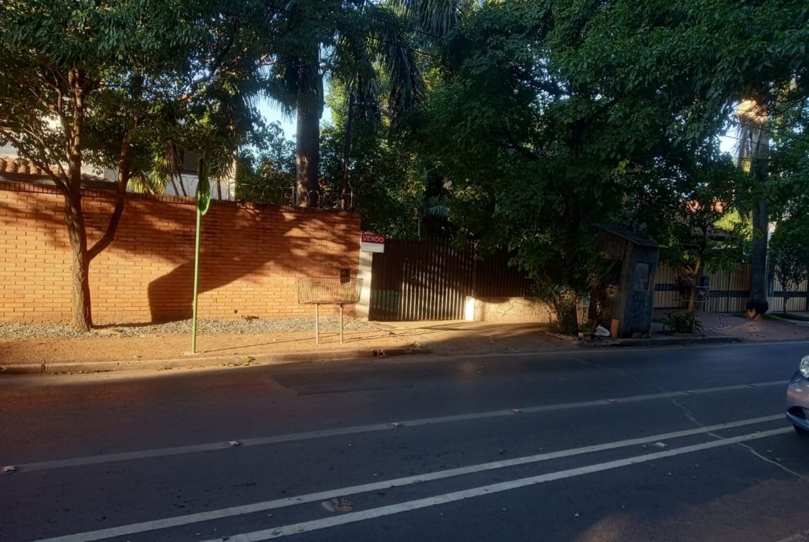 Hermoso inmueble en el barrio Mariscal Estigarribia de Asunción