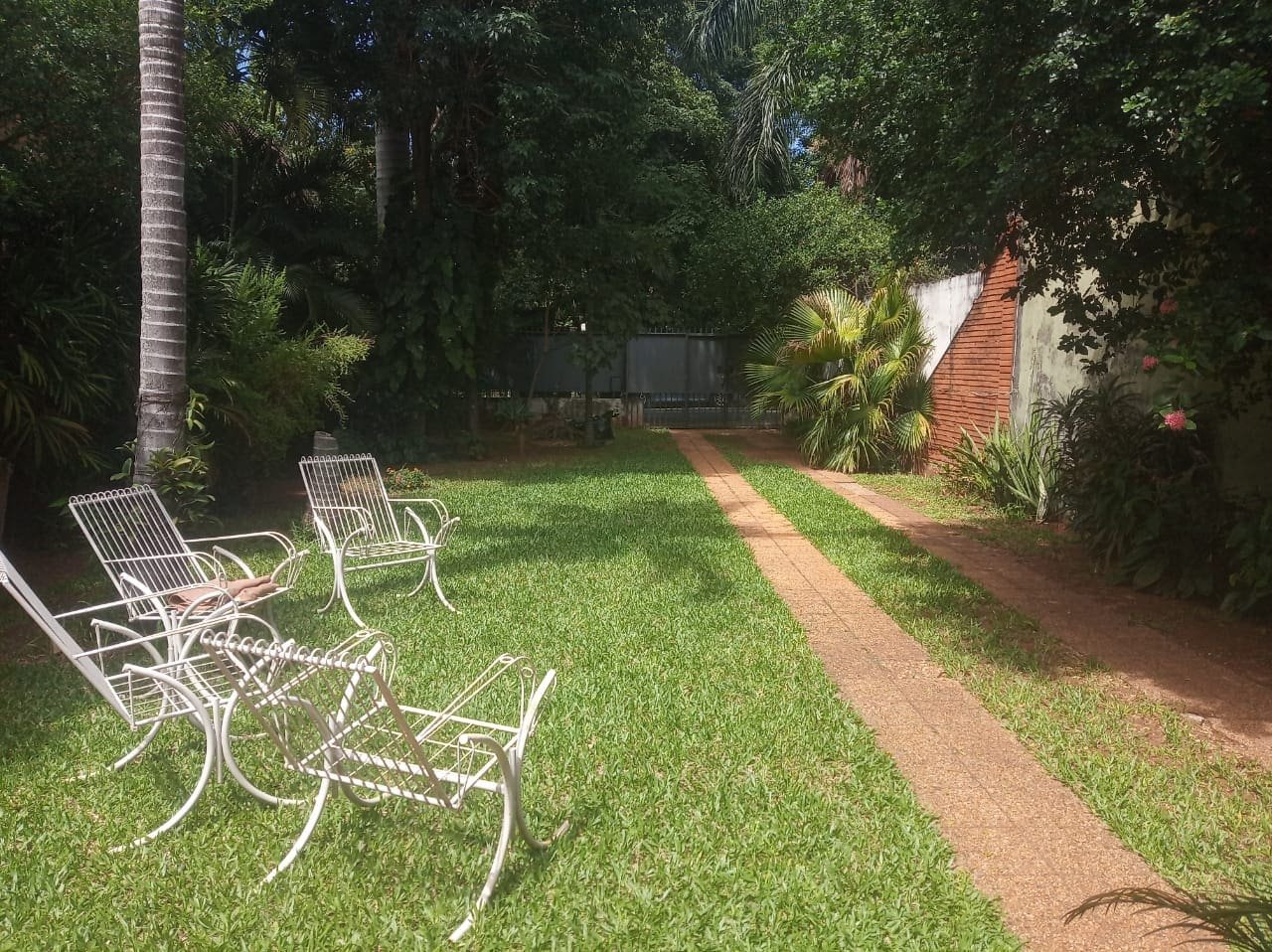 Hermoso inmueble en el barrio Mariscal Estigarribia de Asunción