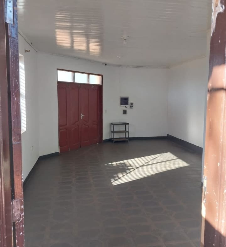 Casa + Deposito(Tinglado)