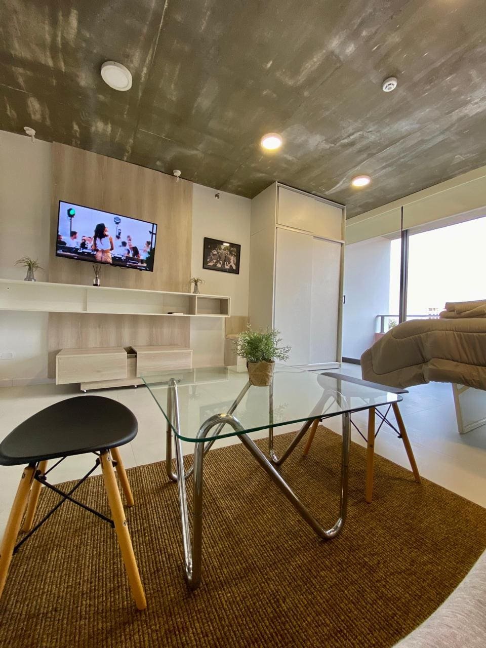 DEPARTAMENTO – 6 CUADRAS DEL SHOPPING DEL SOL