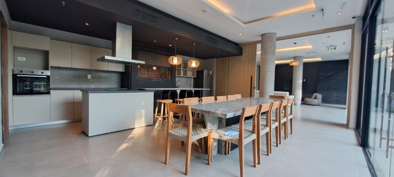 EXCLUSIVO DEPARTAMENTO EN URBAN MOLAS