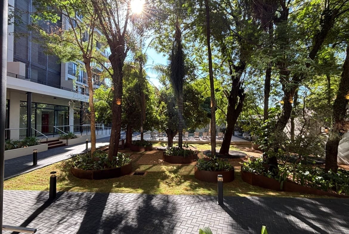 EXCLUSIVO DEPARTAMENTO EN URBAN MOLAS