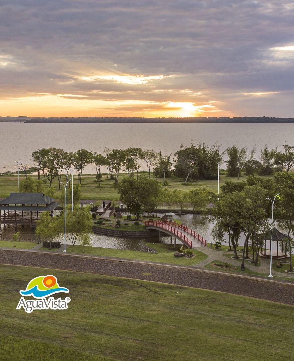 Terreno ubicado en el exclusivo Club de Campo Residencial Agua Vista