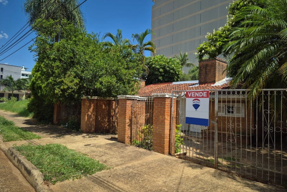 Propiedad ubicada en una zona estratégica en la ciudad de Encarnación