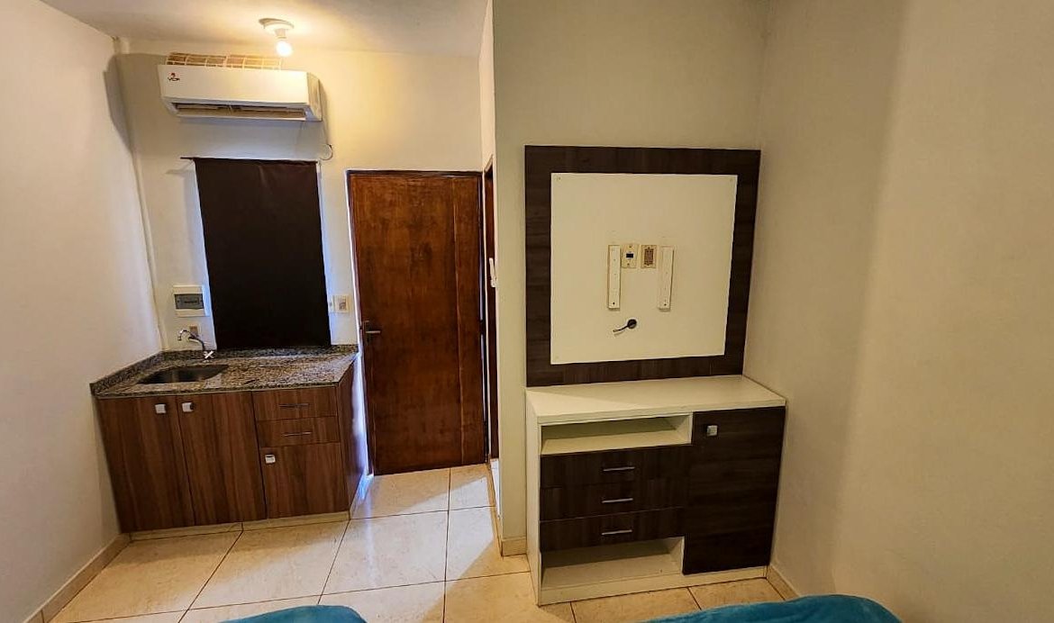 Hostal en pleno funcionamiento ubicado en el Barrio San Pedro