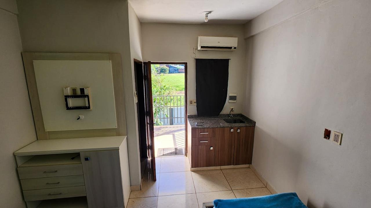 WhatsApp Image 2025-12-29 at 2.55.07 PM (1) Hostal en pleno funcionamiento ubicado en el Barrio San Pedro