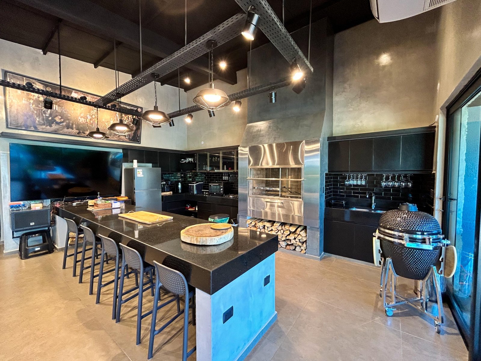 Residencia lujosa ubicada en el Barrio San Francisco de Cambyretá