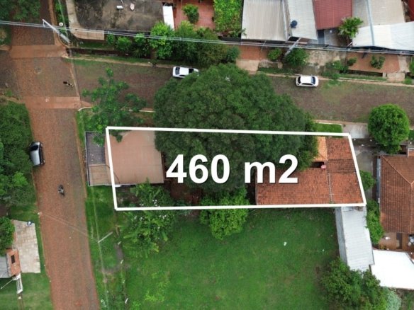 Propiedad ubicada en esquina, a tan solo 100m de la Avenida Matiauda