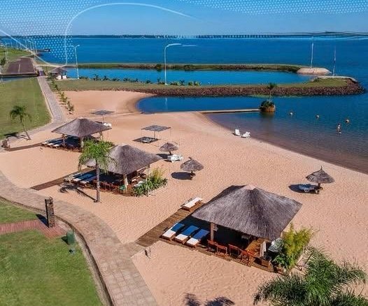 Terreno ubicado en el exclusivo Club de Campo Residencial Agua Vista
