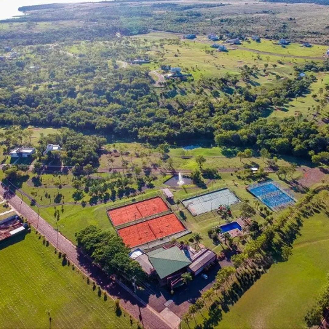 Terreno ubicado en el exclusivo Club de Campo Residencial Agua Vista
