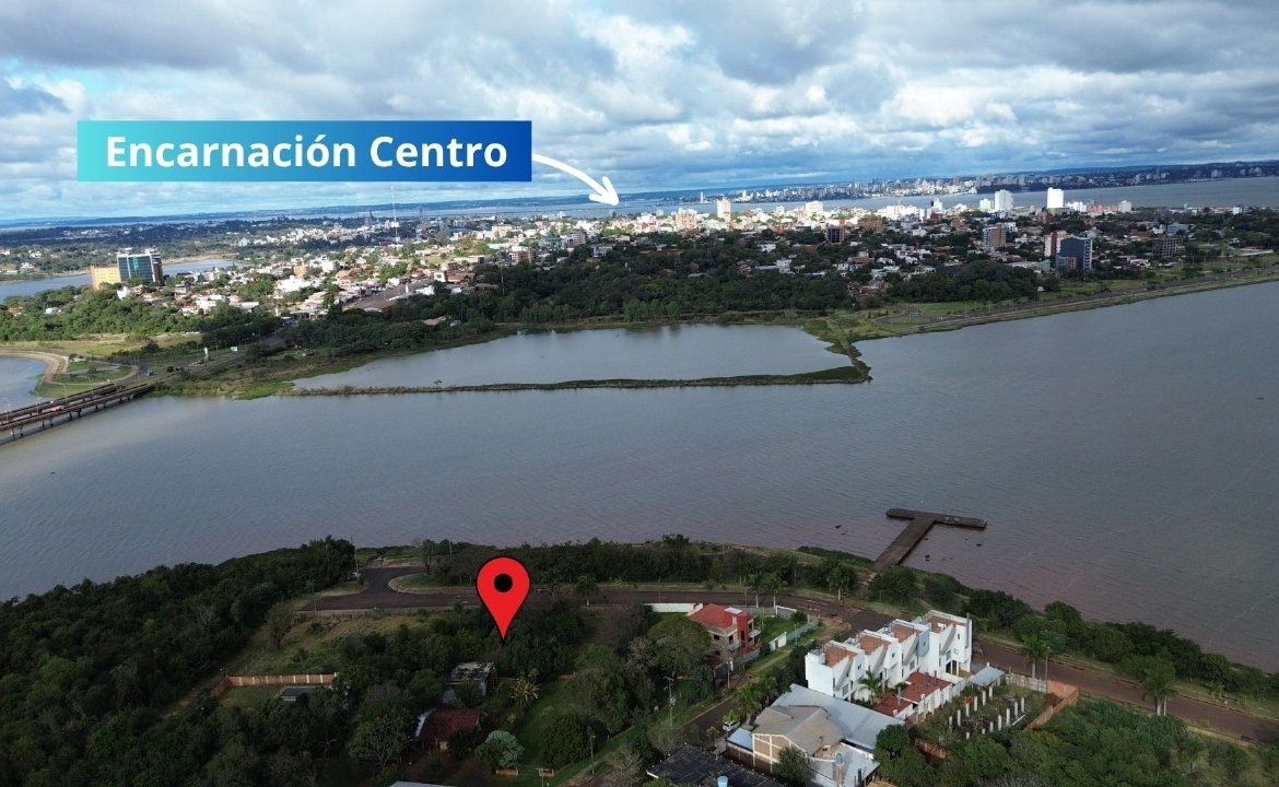 Terreno frente a la Costanera del barrio Santa María – Encarnación