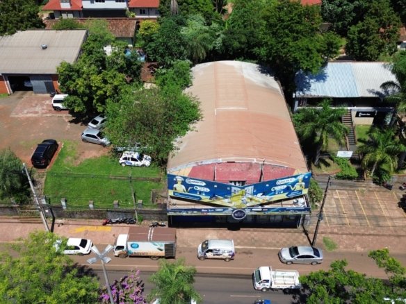 Amplia propiedad ubicada sobre la Avenida Irrazábal