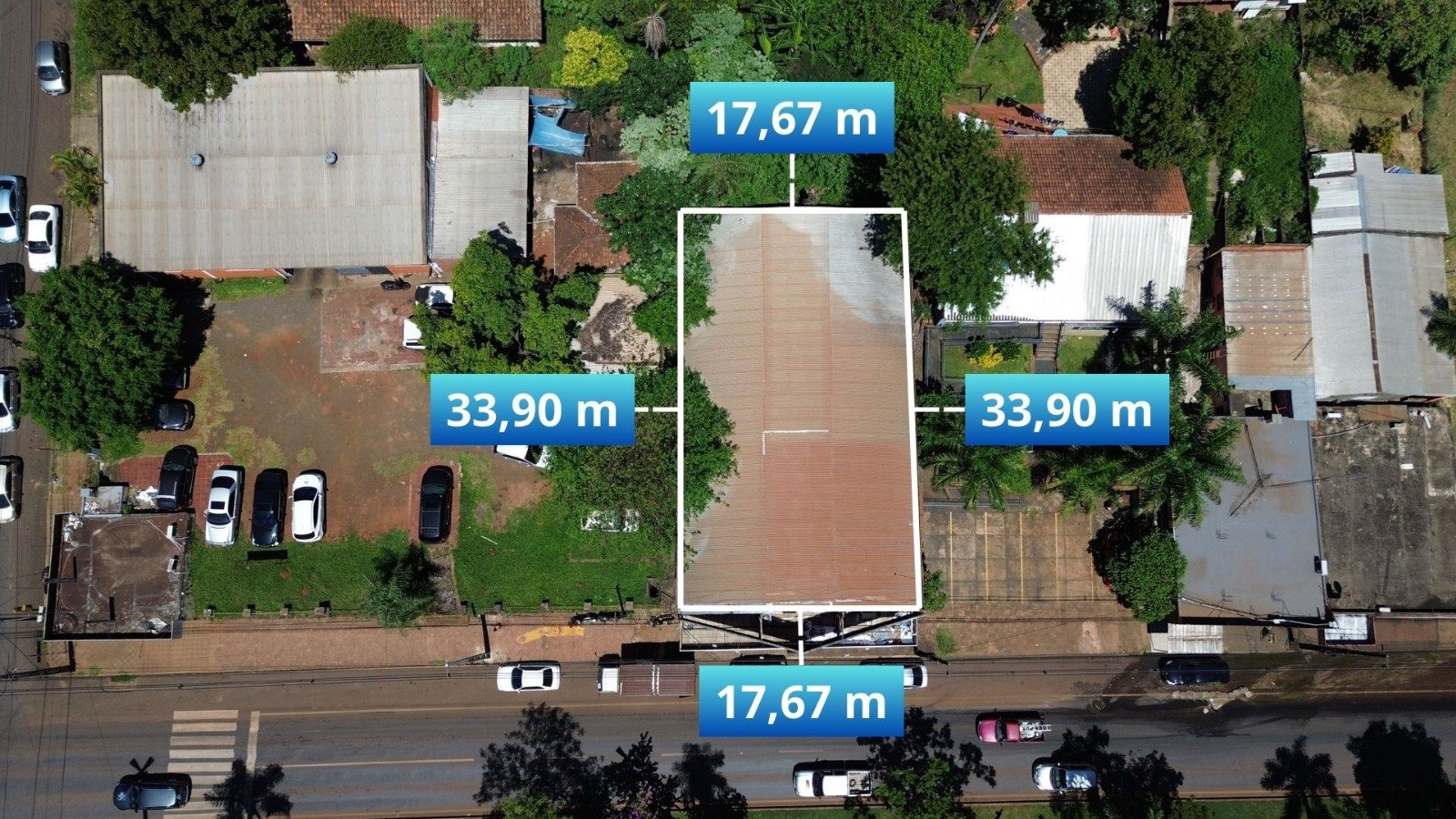 Amplia propiedad ubicada sobre la Avenida Irrazábal