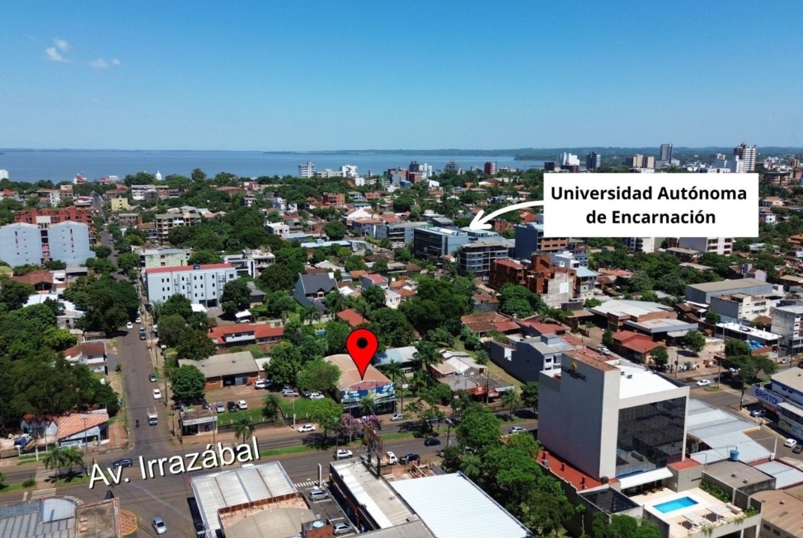 Amplia propiedad ubicada sobre la Avenida Irrazábal