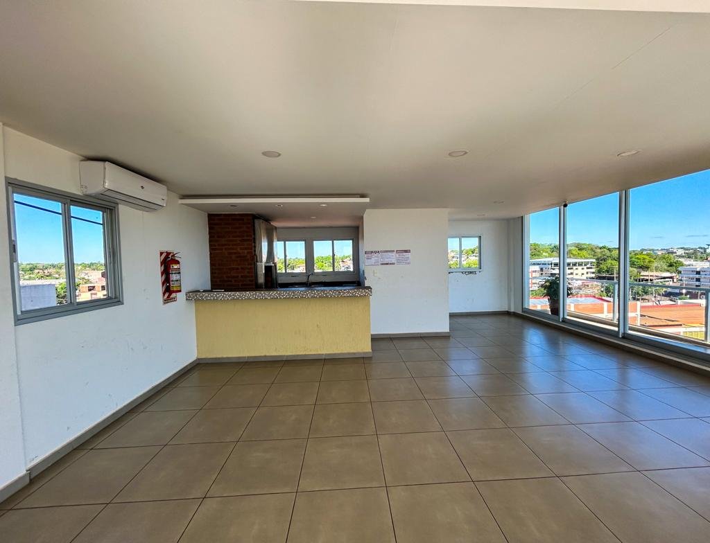 Departamento 2D ubicado en el segundo piso del edificio San José III