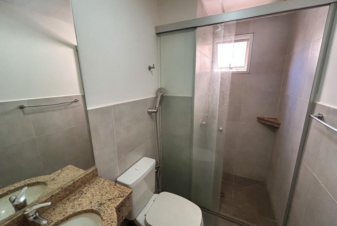 Departamento 2D ubicado en el segundo piso del edificio San José III