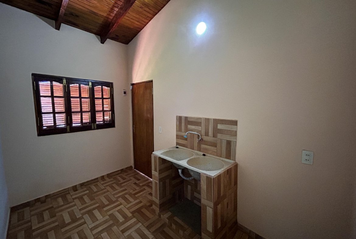 Casa ubicada en el Barrio Jardín – Cambyretá.