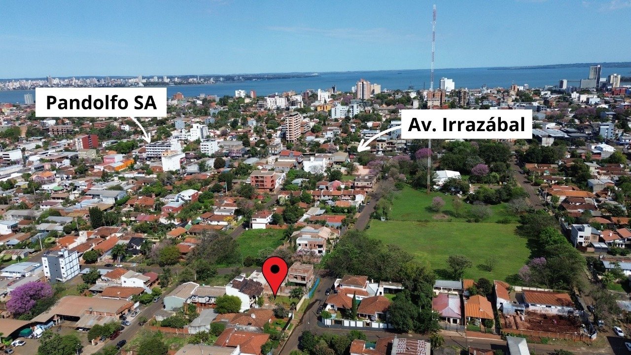 Amplia propiedad a metros de la Avda. Irrazábal y de la Costanera Este