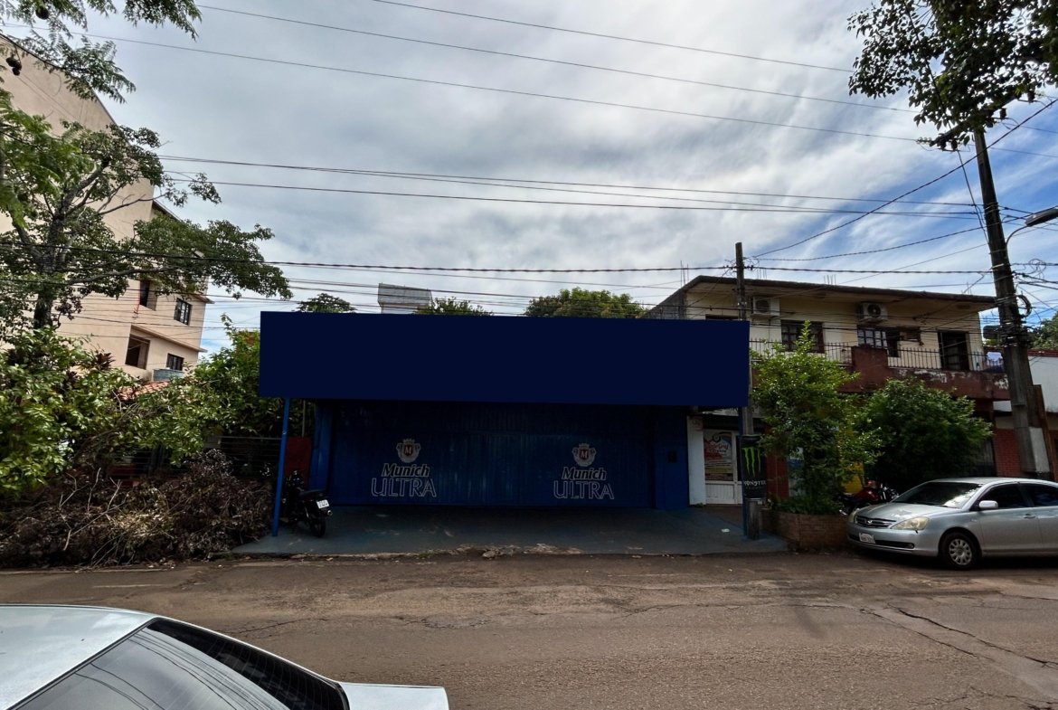 Local comercial ubicado en pleno centro de la ciudad de Encarnación