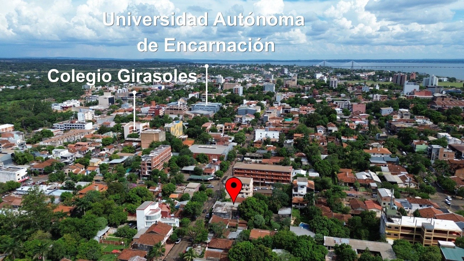 WhatsApp Image 2026-03-12 at 4.33.40 PM (1) Local comercial ubicado en pleno centro de la ciudad de Encarnación