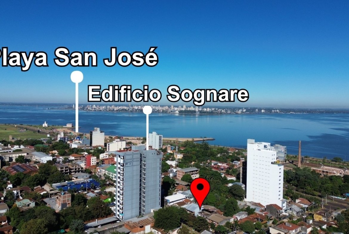 Vivienda con local comercial ubicada en la ciudad de Encarnación