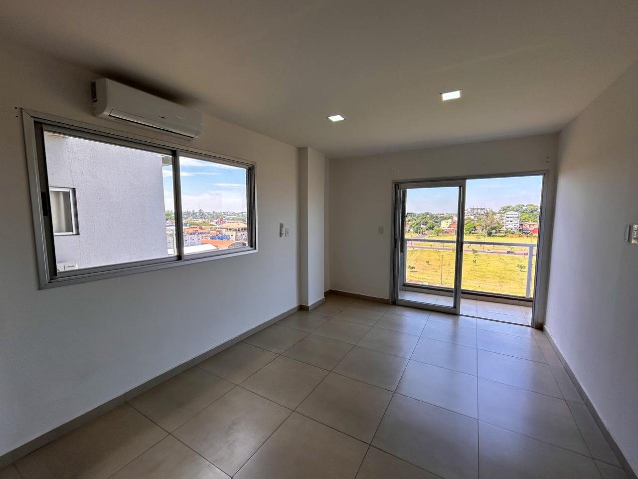 ¡DEPARTAMENTO EN VENTA EN ENCARNACIÓN!