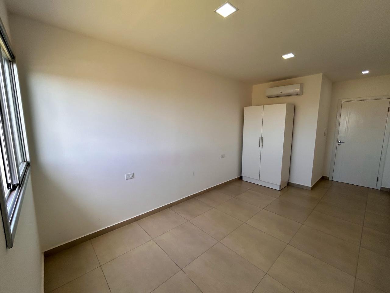 ¡DEPARTAMENTO EN VENTA EN ENCARNACIÓN!